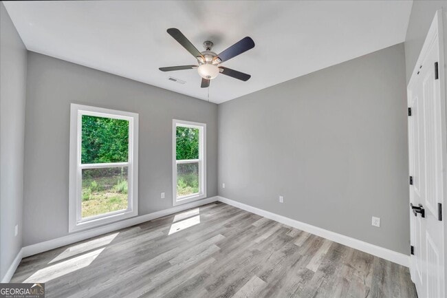 Building Photo - 110 Ryan St