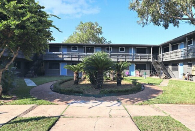 Building Photo - 1502 Allendale Rd