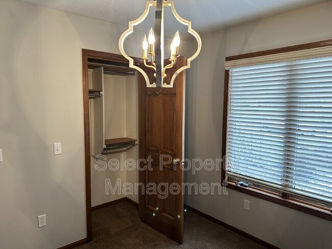 Building Photo - 1129 Winnsboro Pass
