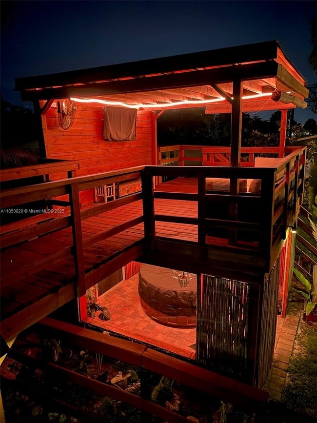 Building Photo - 7245 S Waterway Dr