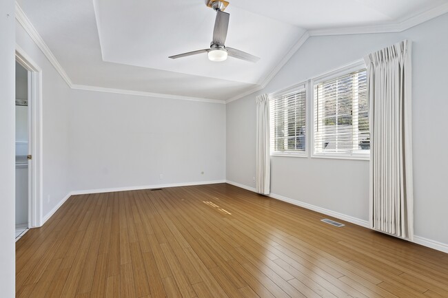 Building Photo - 3666 Pearblossom Cir