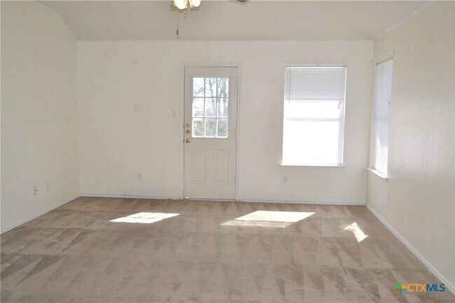 Building Photo - 2308 Tracey Ann Ln