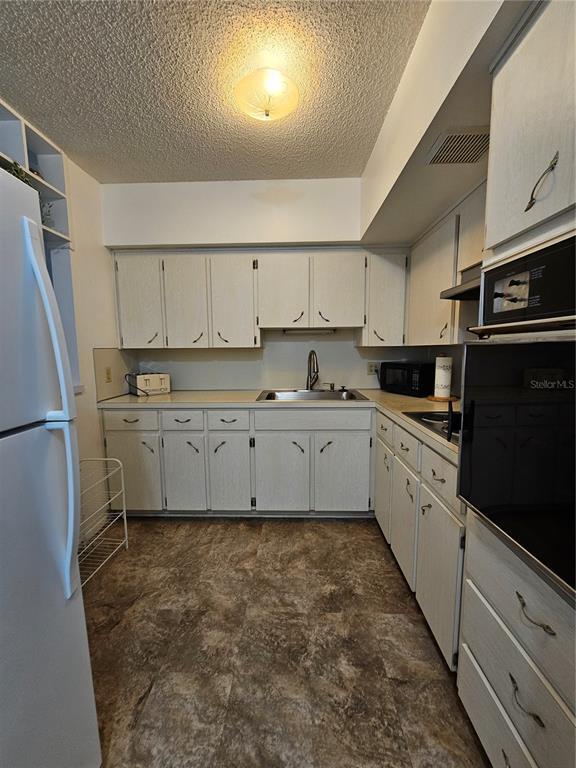 Building Photo - 2331 Finlandia Ln