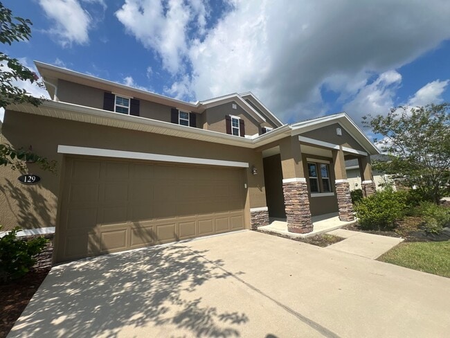 Building Photo - Stunning & Spacious  2 story home COMING S...