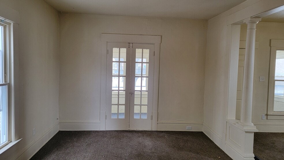 Building Photo - 786 Florida Ave