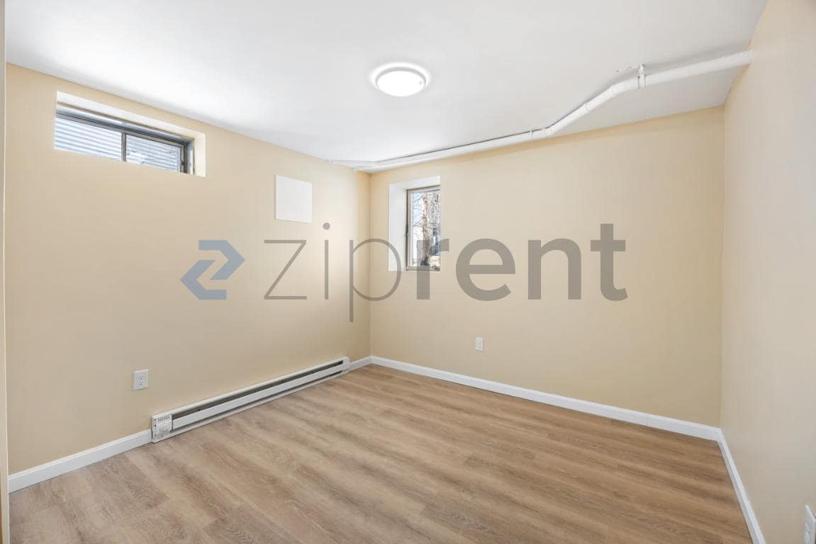 Building Photo - 3 Watson Ave