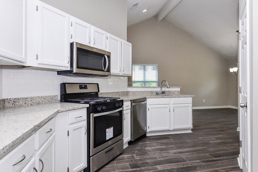 Building Photo - 359 Tait Rd