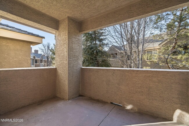 Building Photo - 900 S Meadows Pkwy