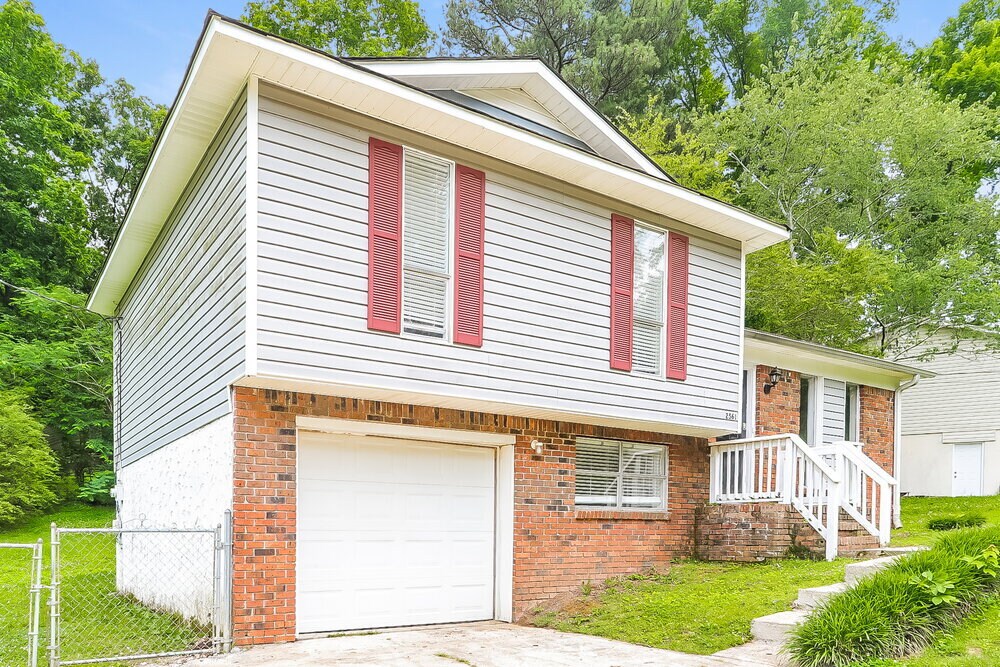 Building Photo - 2561 Gaylon St