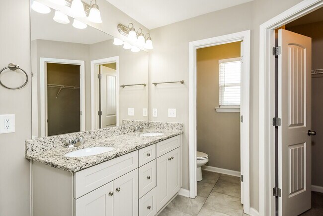 Building Photo - 41 Moss Way