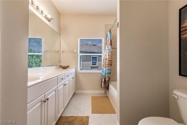 Building Photo - 3100 Cottonwood Bend