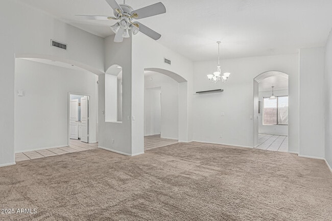 Building Photo - 408 N Falcon Ct