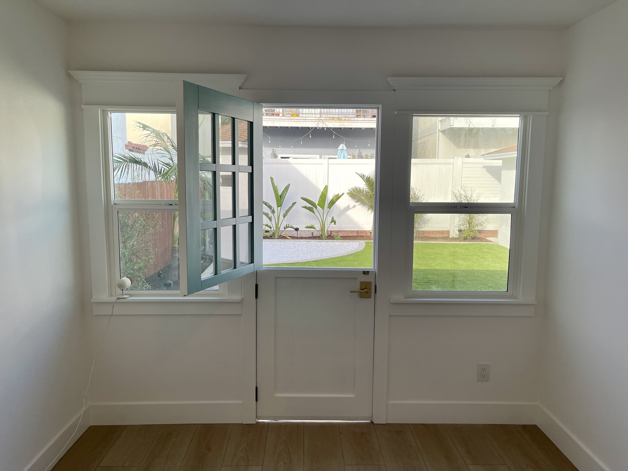 Building Photo - 1606 Steinhart Ave