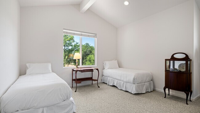 Building Photo - 27750 Asti Rd