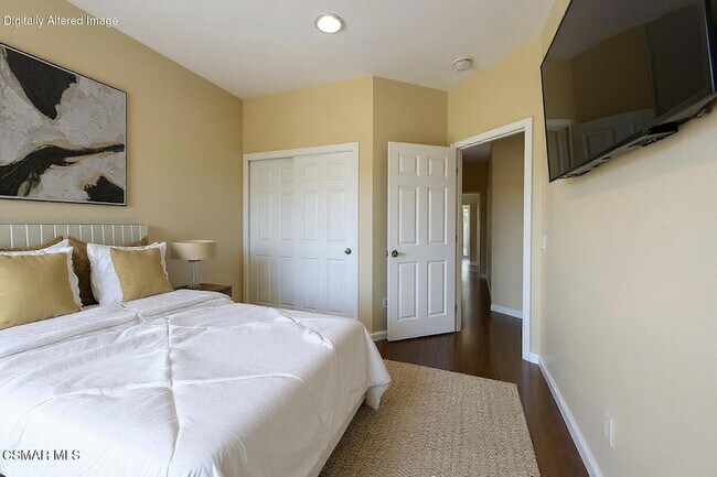 Building Photo - 84 Via Katrina