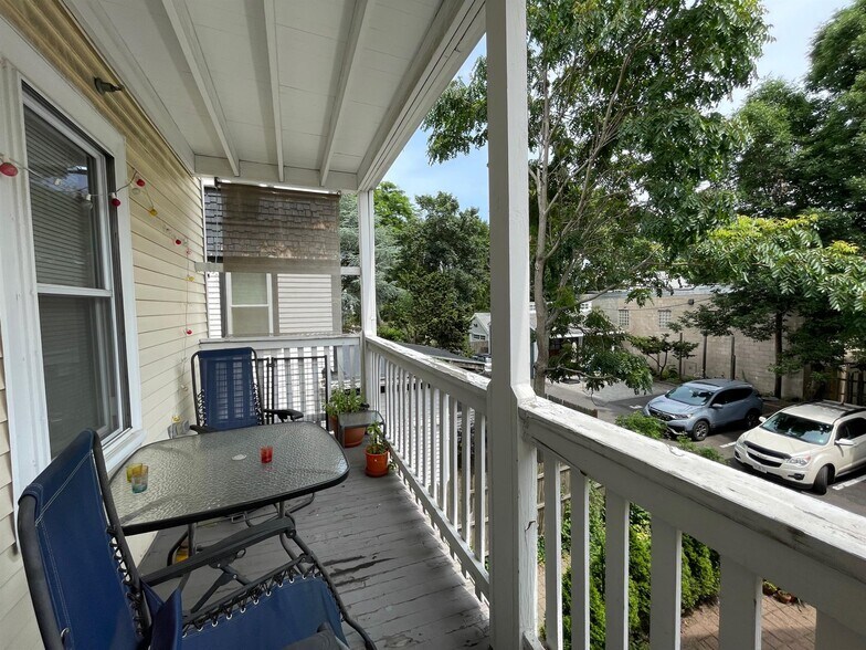 Building Photo - 183 Rindge Ave