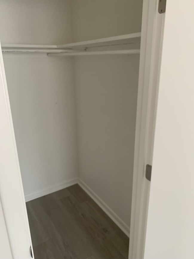 Building Photo - 30 N Coolidge Ave