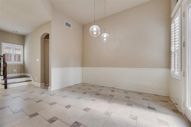 Building Photo - 15127 Springwood Dr