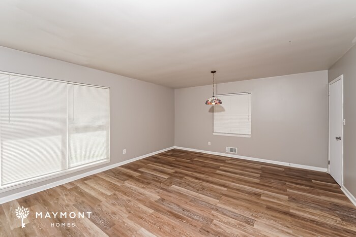 Building Photo - 339 Donna Dr
