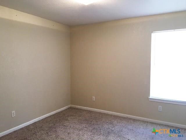 Building Photo - 500 Deloris Dr