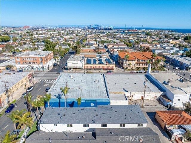 Building Photo - 523 W 12th St