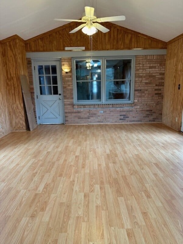 Building Photo - 107 Sunny Vista Dr