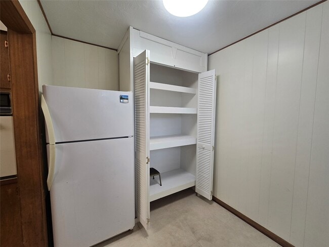 Building Photo - 308 Mackeral St