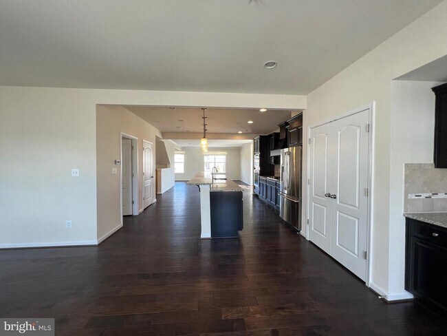 Building Photo - 7031 Starwort Wy