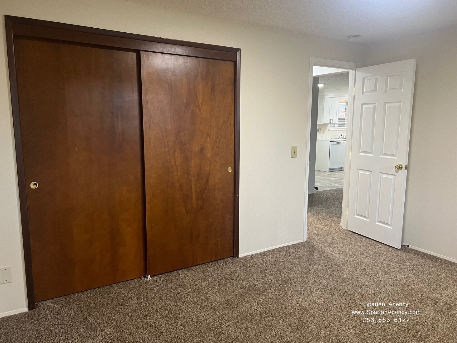 Building Photo - 803 9th St NW