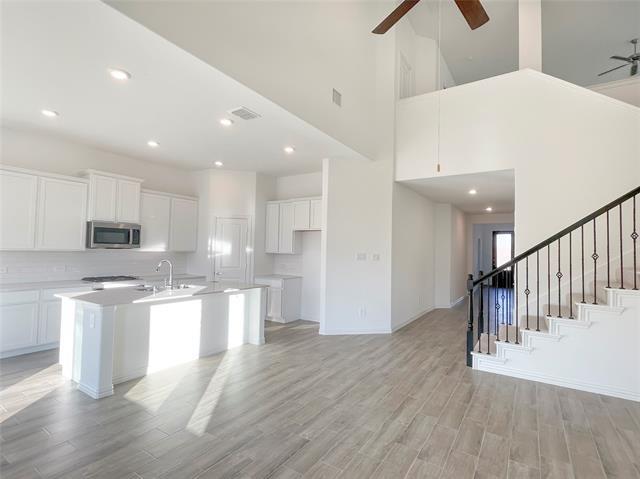Building Photo - 14625 Little Water Dr