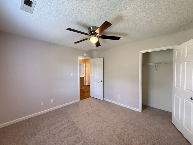 Building Photo - 5337 Moss Creek Ln