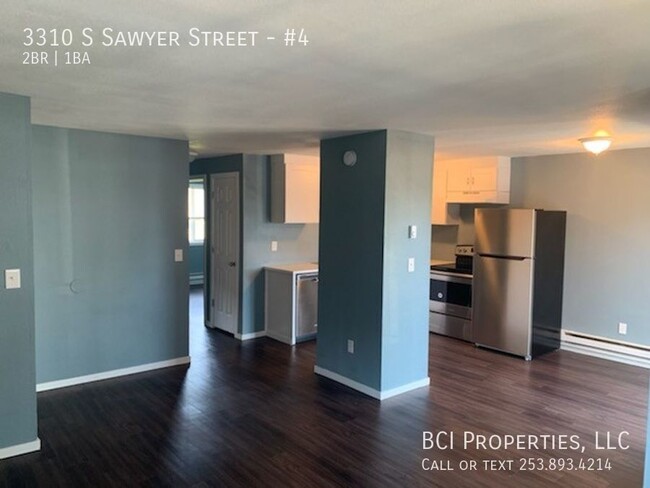 Building Photo - Beautiful remodeled 2 bedroom apartment co...