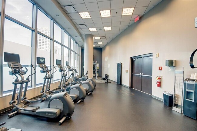 Building Photo - 1080 Peachtree St NE