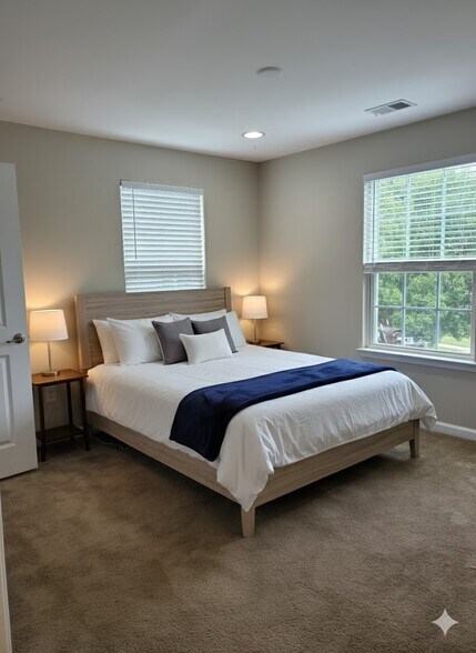 Building Photo - 1023 Anderson Pl SE