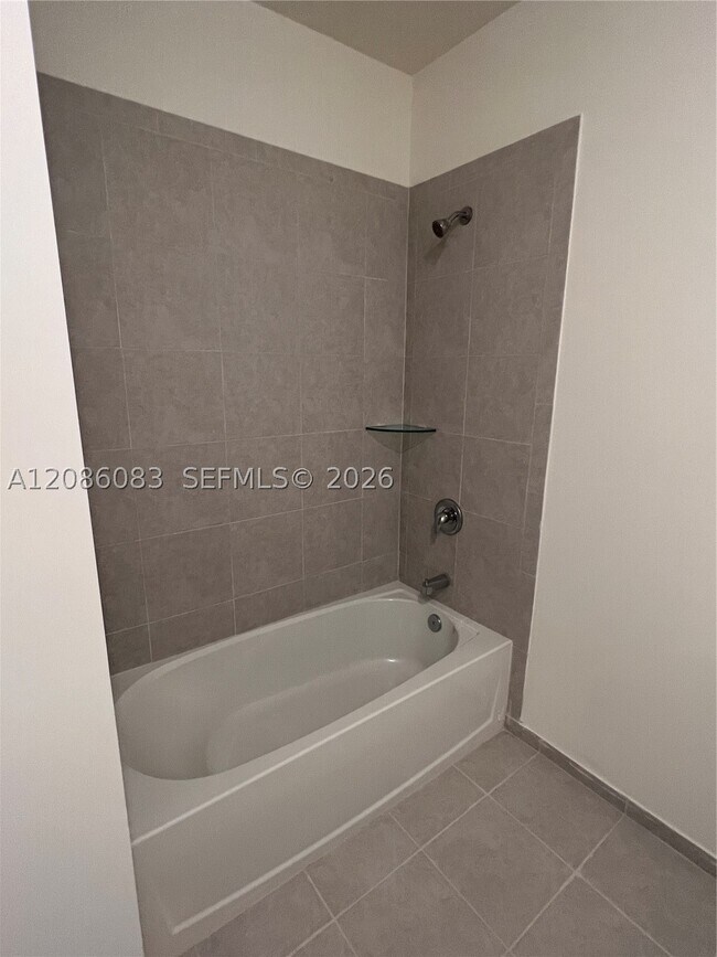Building Photo - 3342 W 112th St