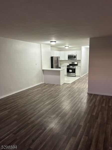 Building Photo - 285 Aycrigg Ave