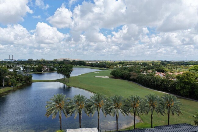 Building Photo - 4934 NW 94th Doral Pl