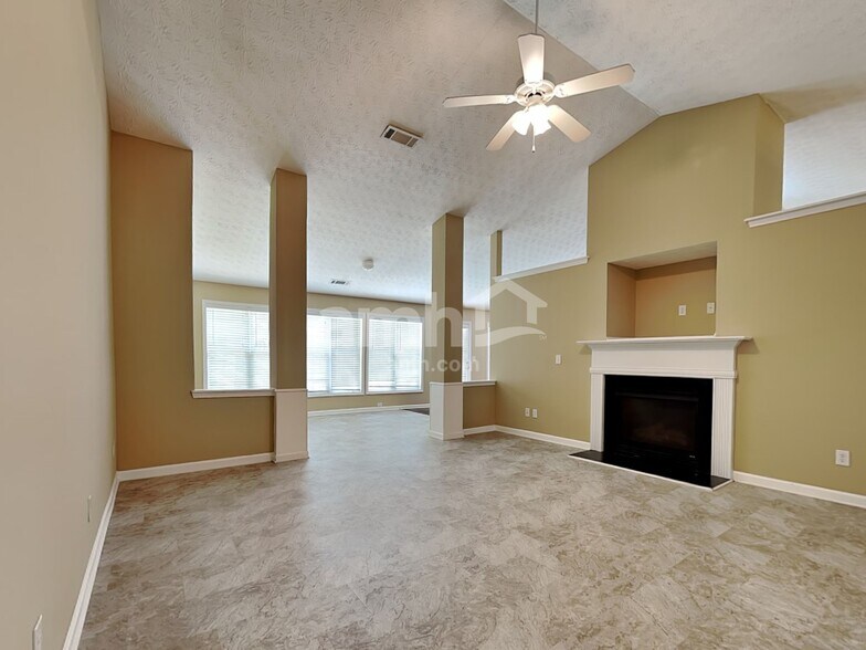 Building Photo - 1469 Dulwich Ct