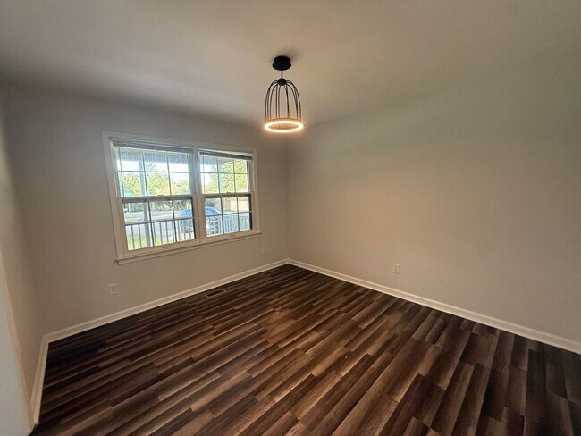Building Photo - Beautifully Updated 3-Bedroom, 2-Bath Home...