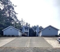 Building Photo - Ground Floor 2 BR 2BA with Storage & w/d