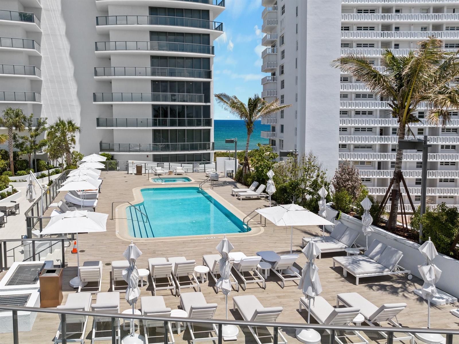 Building Photo - 1116 N Ocean Blvd