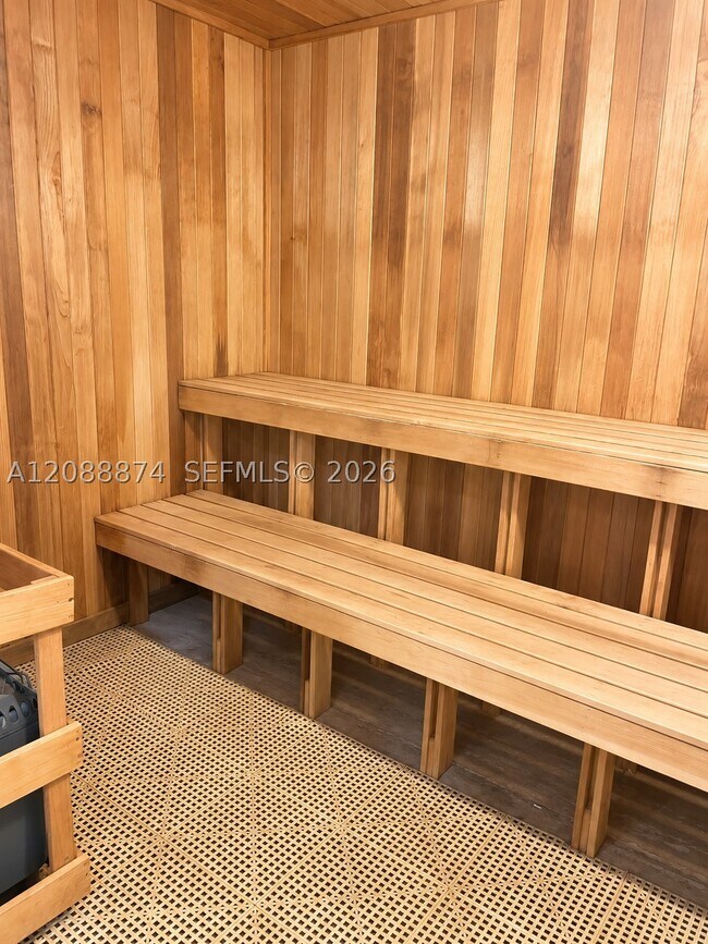 Building Photo - 3000 S Ocean Dr