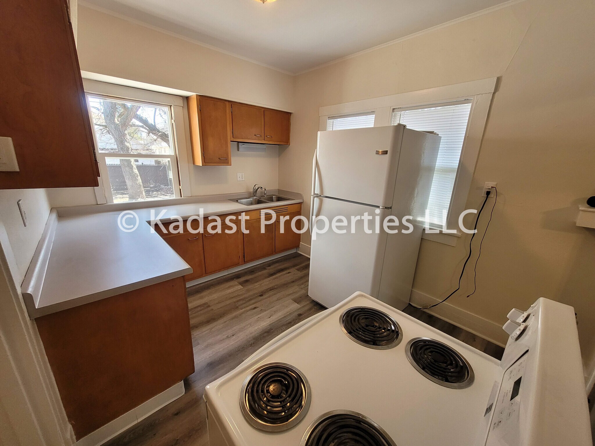 Kitchen - 1271 Prairie Ave