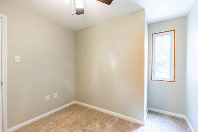Building Photo - Spacious 3 Bedroom, 2 Bath Condo in Unionv...