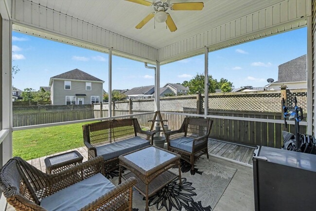 Building Photo - 203 Topsaw Ln
