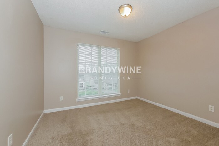 Building Photo - 265 Buffington Dr