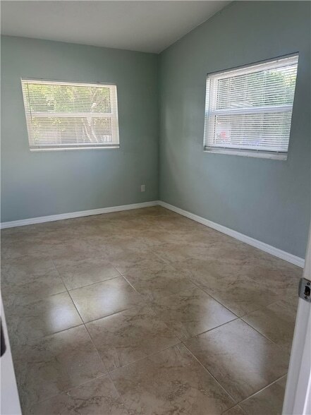 Building Photo - 2156 18th St