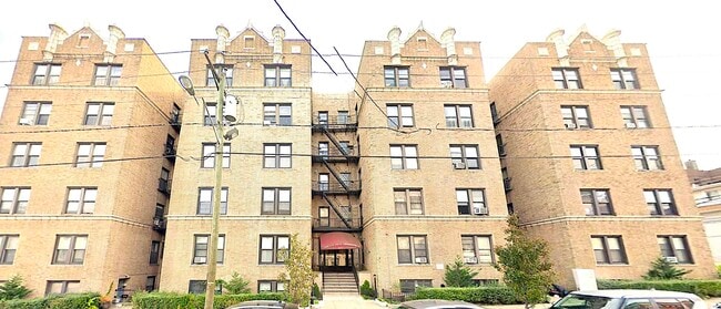 Building Photo - 2700 John F. Kennedy Blvd