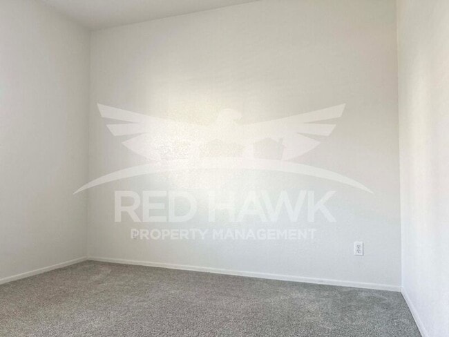 Building Photo - 852 E Runaway Bay Pl