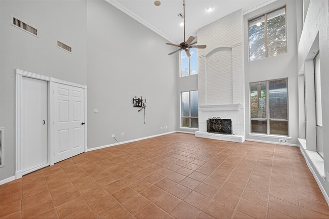 Building Photo - 901 Longmire Rd